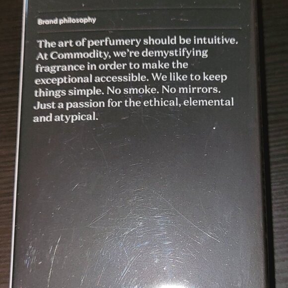 COMMODITY Gold Expressive 30 ml $90 - Picture 3 of 5